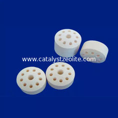 Ayuda de cerámica de Ring Catalyst Carrier Alumina Catalyst de 10 agujeros de Lacunaris